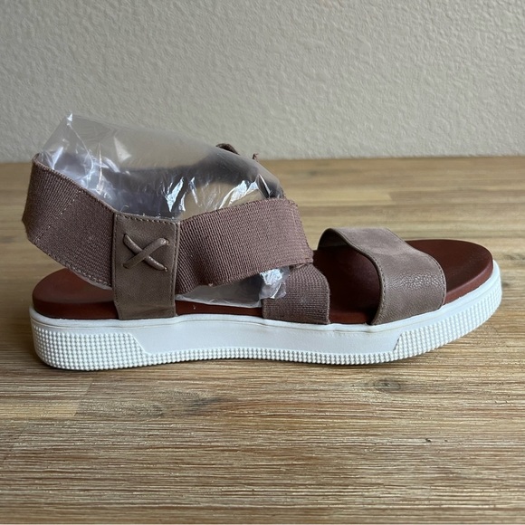 MIA Gizela Wide-Strap Sandals Women’s 8.5 Brown Platform Modern Comfort Shoe - Picture 3 of 11